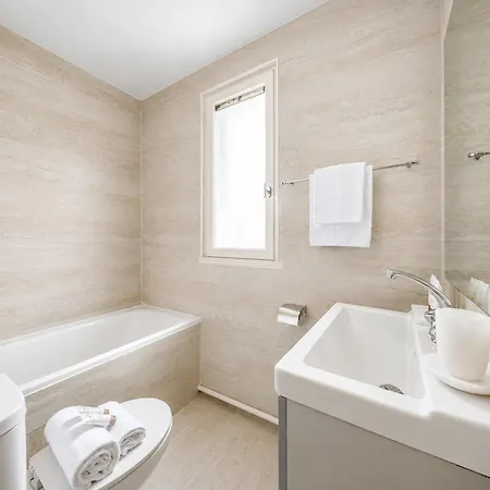Le Marais - Prestige With Lift شقة *